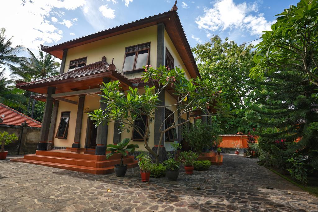 Villa Maryadi Lovina Εξωτερικό φωτογραφία
